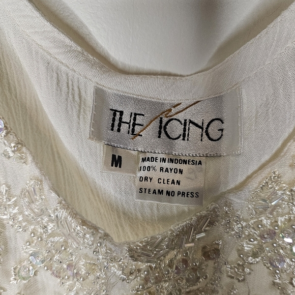 Icing 100% Rayon White Cream Sequin Embellished Crinkle Crop Tank Top M Holiday - Picture 7 of 10